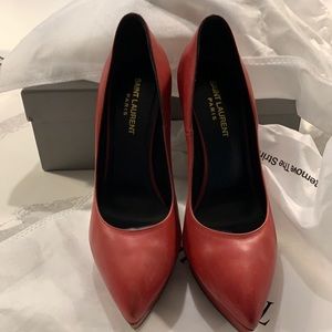 Saint Laurent red pump size 39